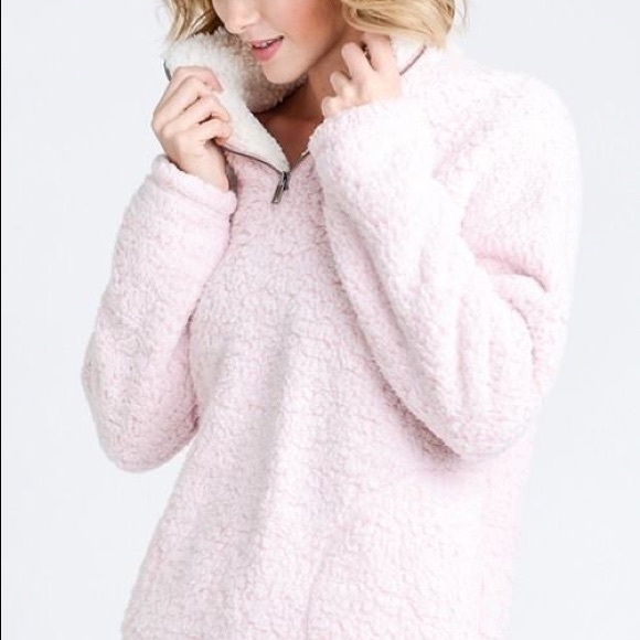Fluffy soft pink pullover - Picture 1 of 3